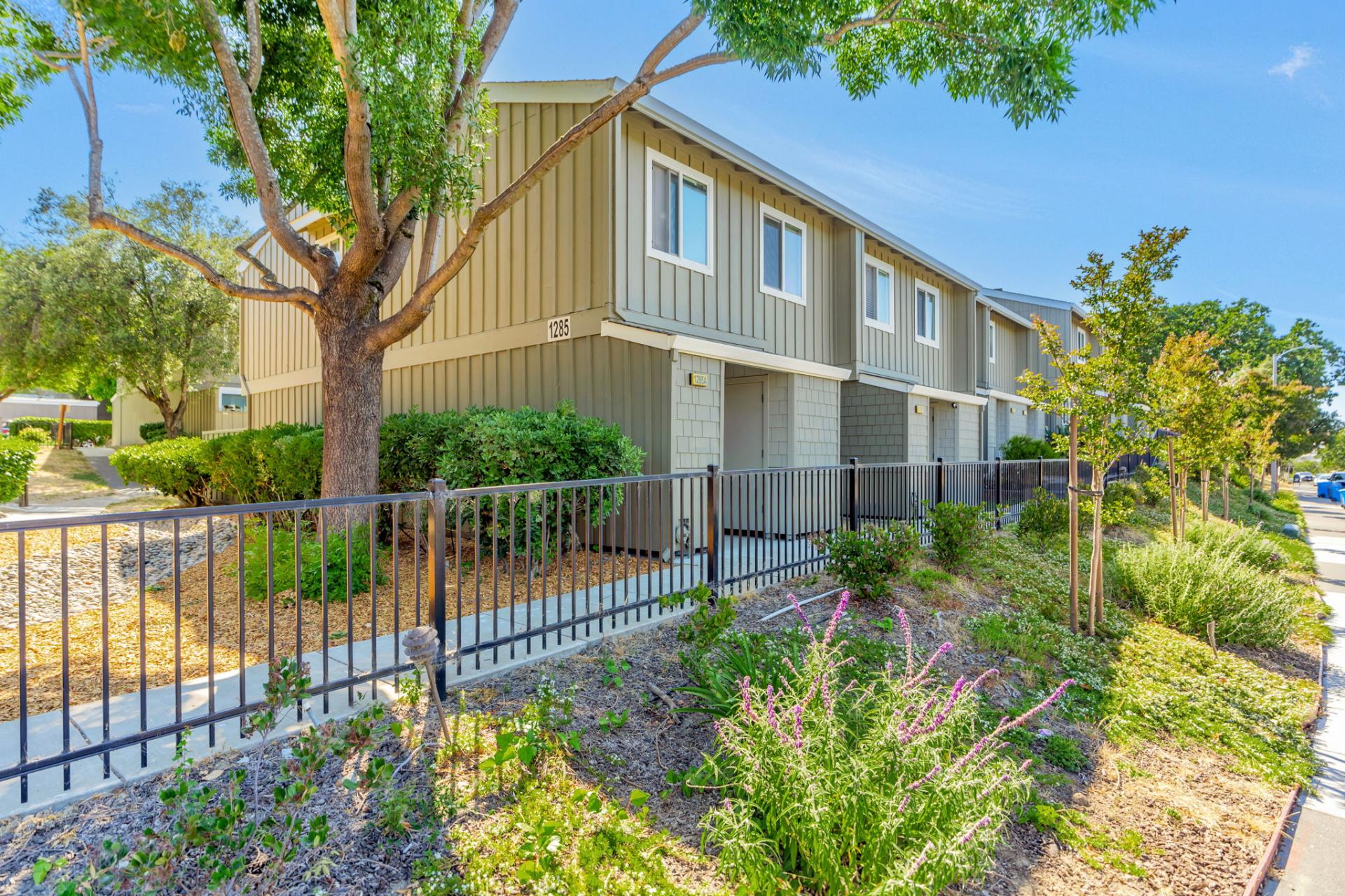 1285 Redwood Blvd #C, Novato  Photo
