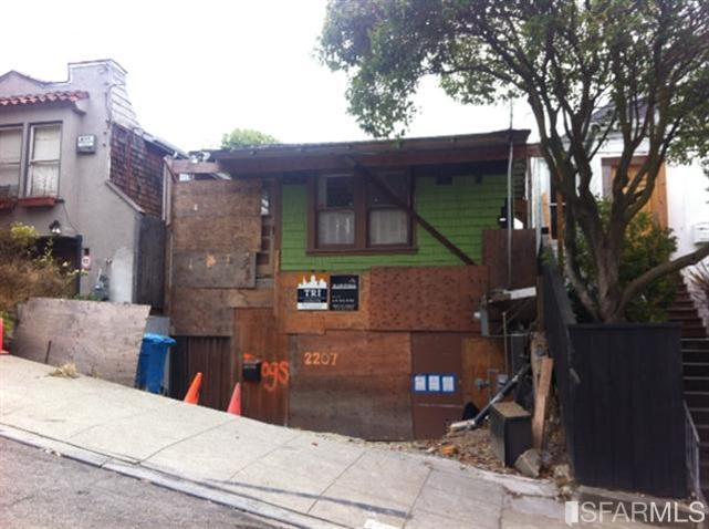 2207 25th Street,  Photo