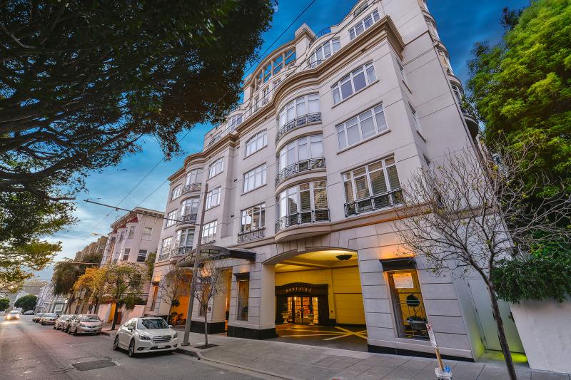 1340 Clay Street #502,  Photo